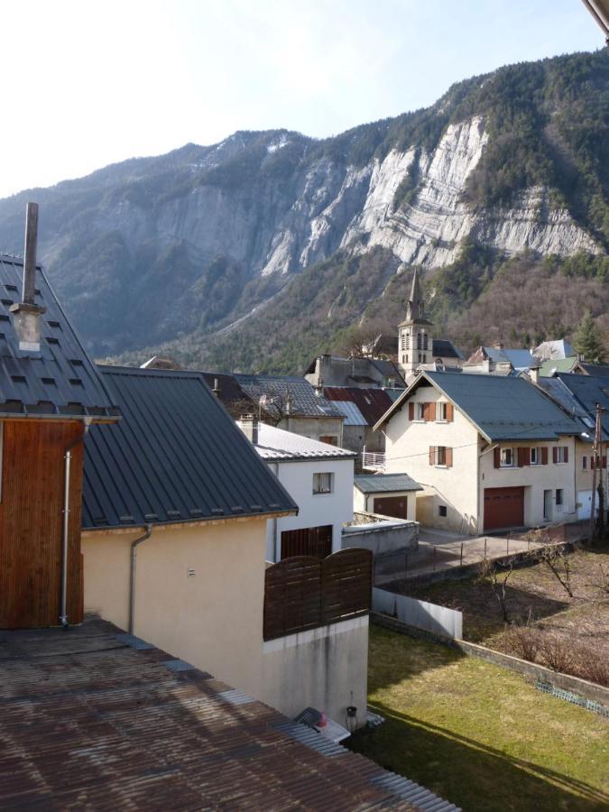 Opale Bourg D'oisans Le Bourg-d'Oisans